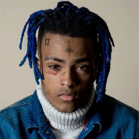 xxtenations兒子|2 歲兒長相神複製 XXXTentacion！ 老爸肖像掛胸前惹。